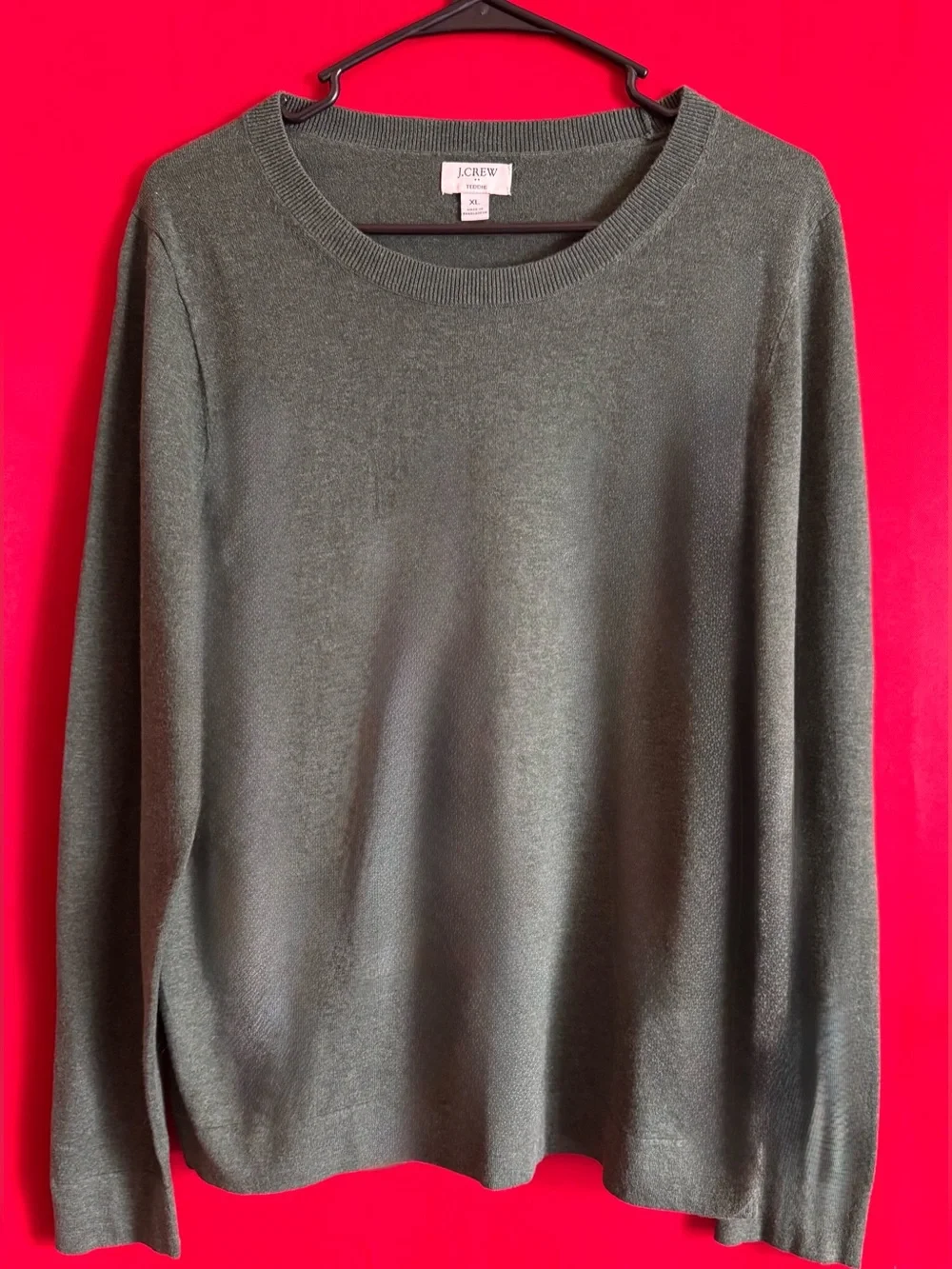 #514- J.Crew Men’s Crewneck Sweater in Olive in EUC Size XL
